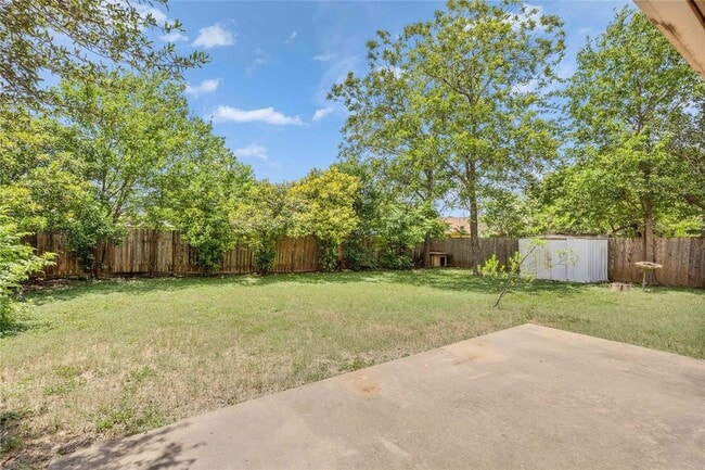 Building Photo - 10407 Button Quail Dr
