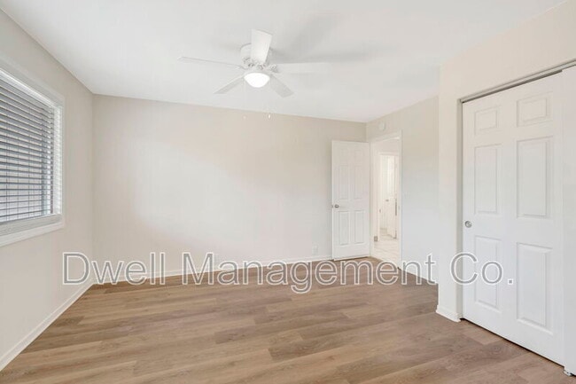 Building Photo - 8860 Fabienne Way