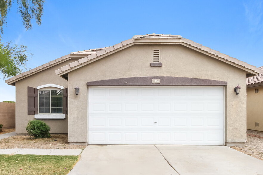 Primary Photo - 1794 W Desert Canyon Dr