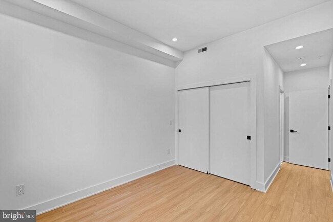 Building Photo - 4225 Powelton Ave