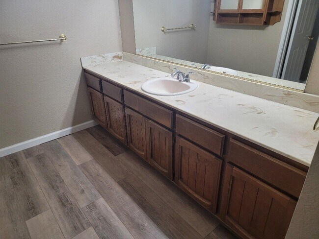 Building Photo - Very Nice 3bd 2 bath House for rent in Cameron Park
