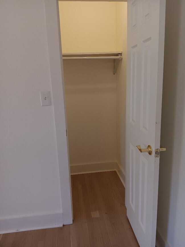 Building Photo - 603 E Grayson St