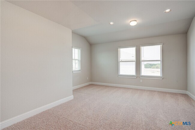 Building Photo - 130 Hidden Branch Cv