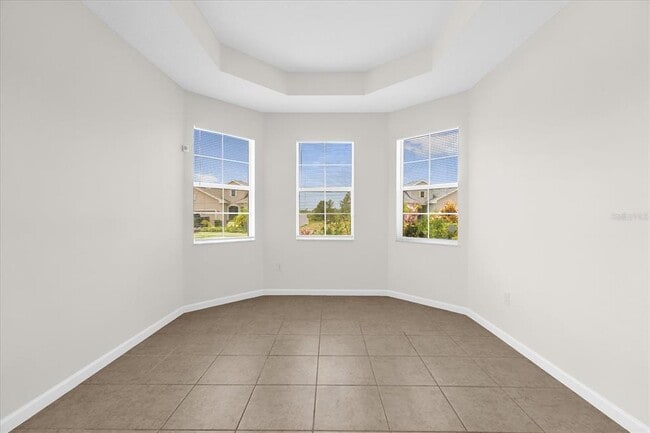 Building Photo - 16780 Meadows St