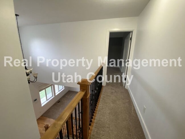 Building Photo - 1769 S 700 W