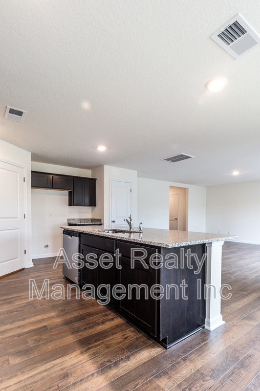 Building Photo - 3048 Nicole Cir