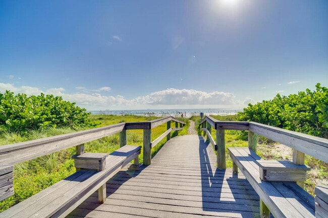 Building Photo - 3180 N Atlantic Ave