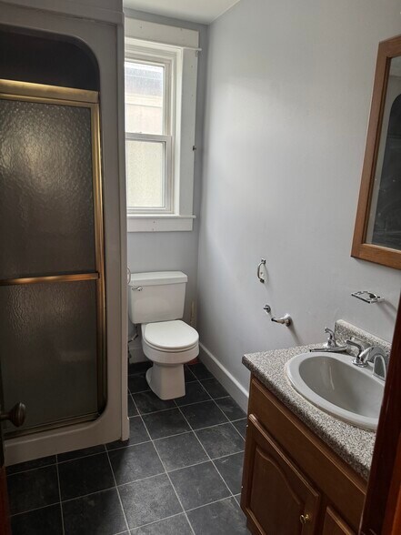 Building Photo - 38 North St