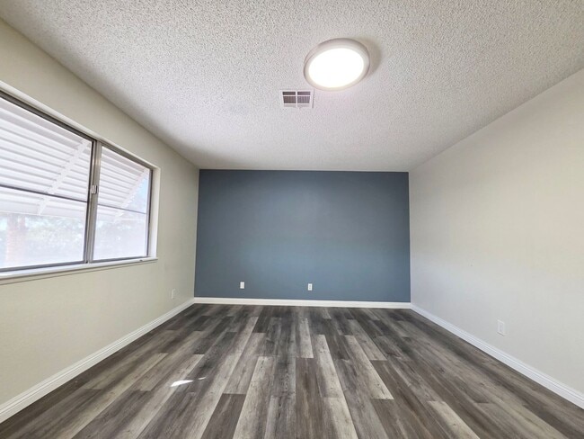 Building Photo - 4028 Zapotec Way