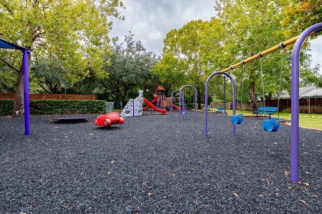 Building Photo - 1054 Brielle Ave