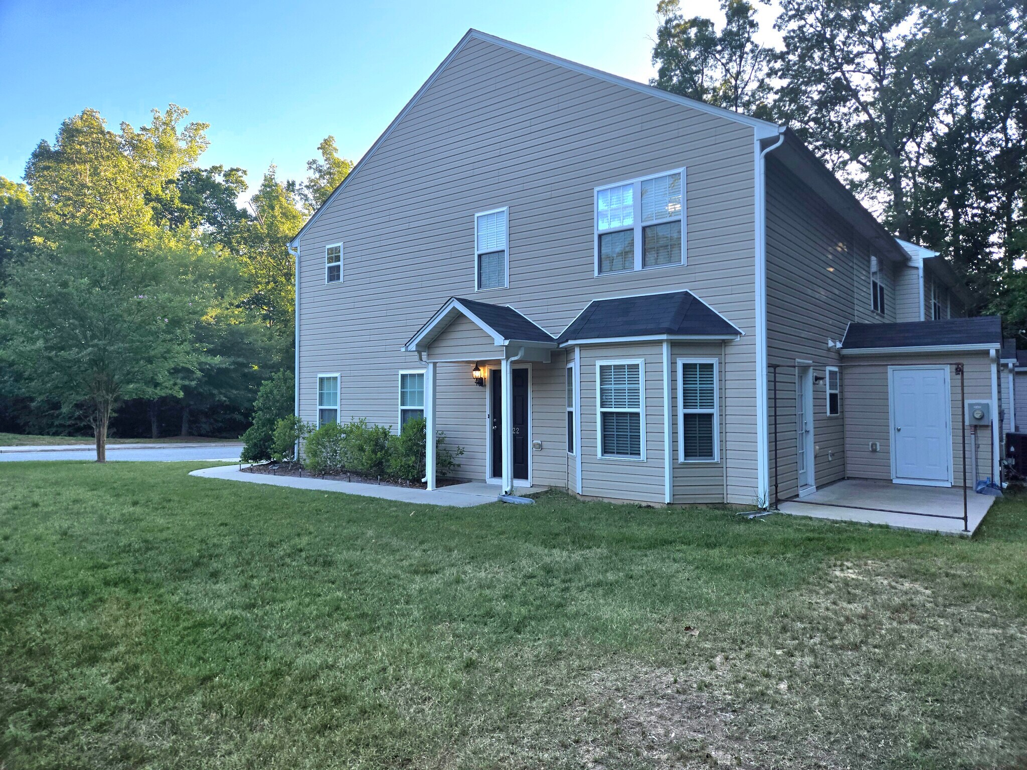 Building Photo - 6522 Ashebrooke Dr
