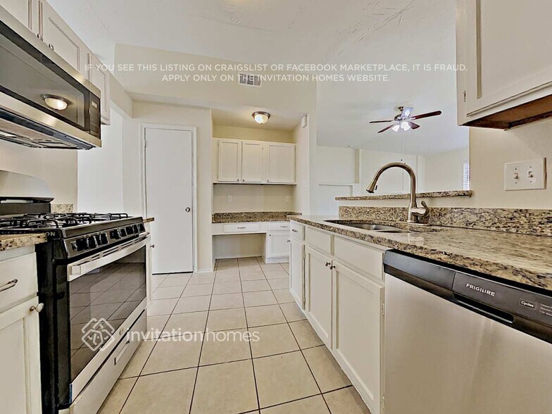 Building Photo - 3902 Mattingham Dr