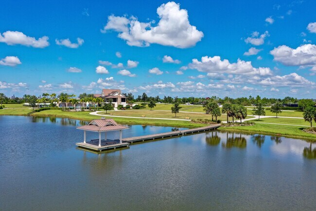 Building Photo - 601 Hookline Cir