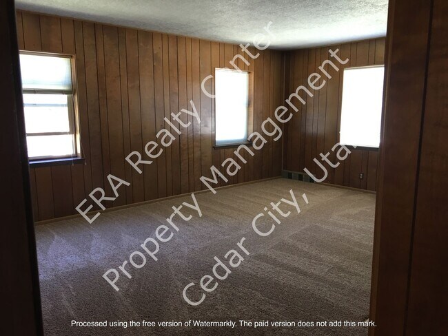 Building Photo - 145 N 900 W