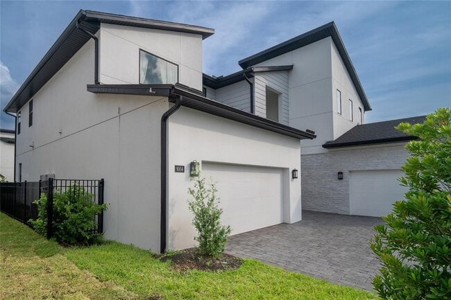 Building Photo - 9004 Santorini Dr