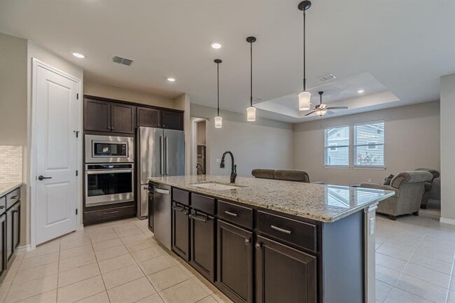 Building Photo - 112 Diving Crst Cv