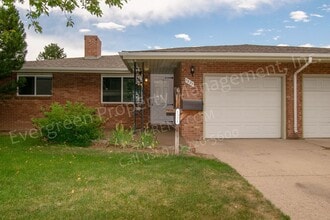 Building Photo - 1321-1323 E. 16th St.