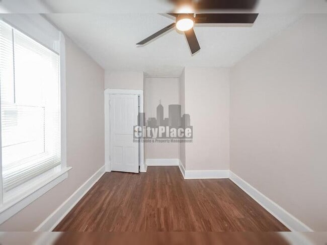 Building Photo - 119 N Grant Ave