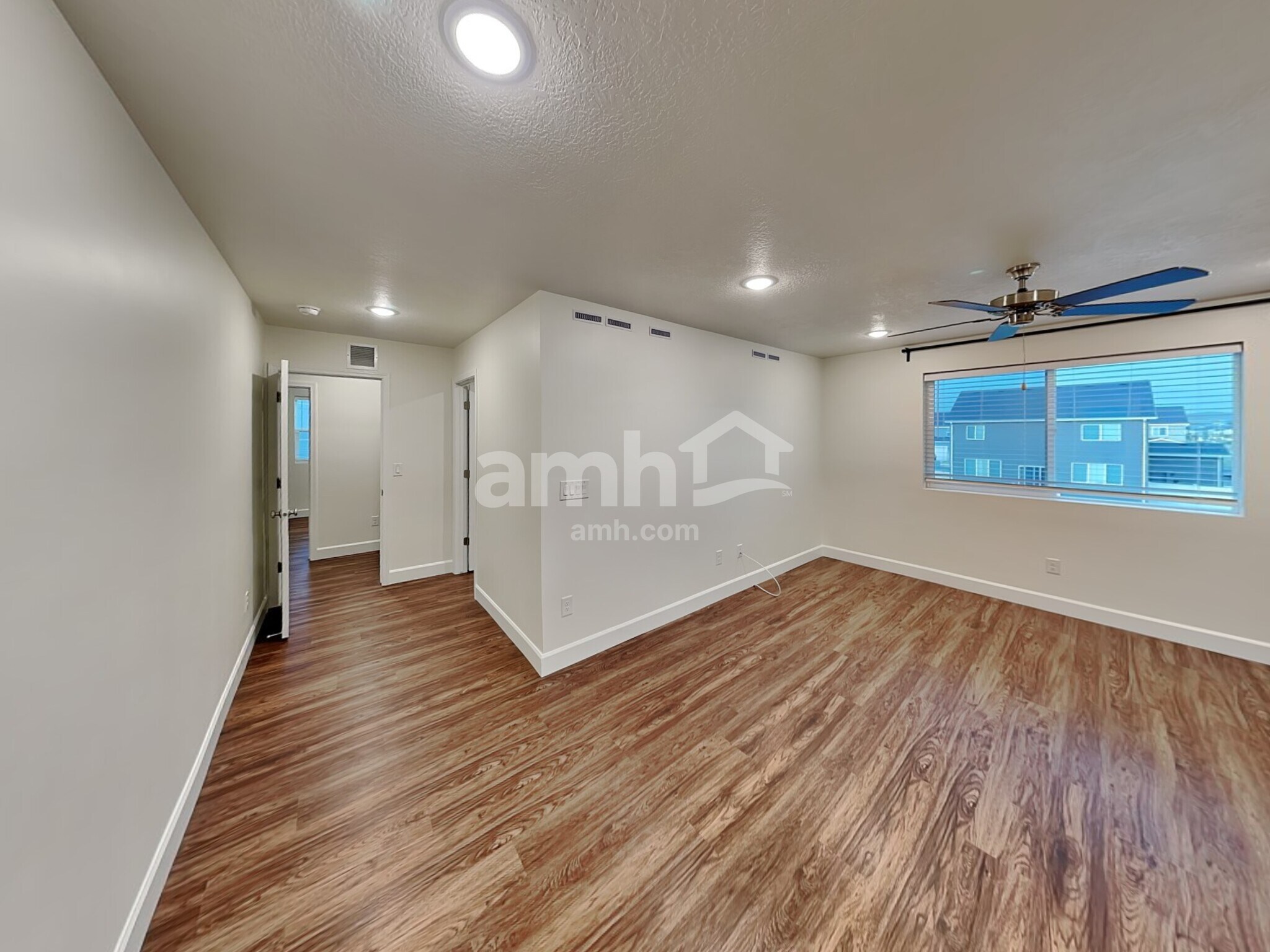 Building Photo - 201 Allen Ln