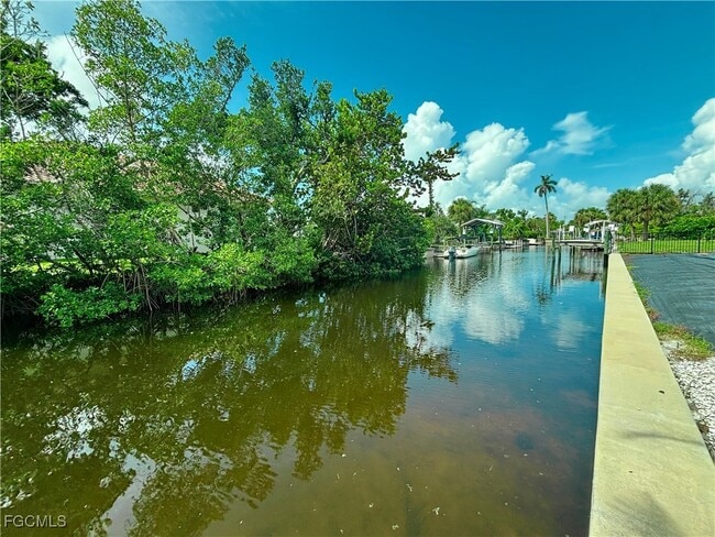 Building Photo - 12743 Brewster Dr