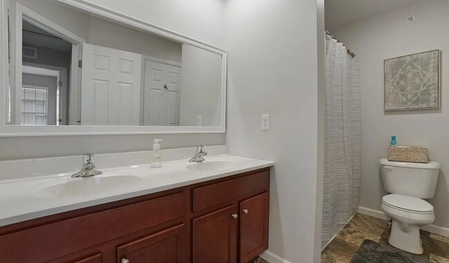 Building Photo - 3005 Meridian Cmns