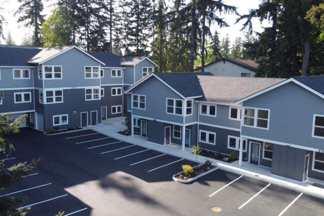 Building Photo - 2 BD / 1 BA – Granite Counters, W/D, AC • $500 Move-In Gift Card (By 1/1/26)