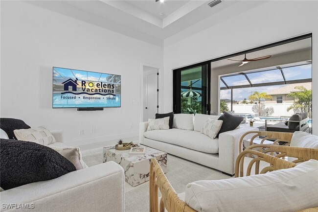 Building Photo - 1923 SW 27th Terrace