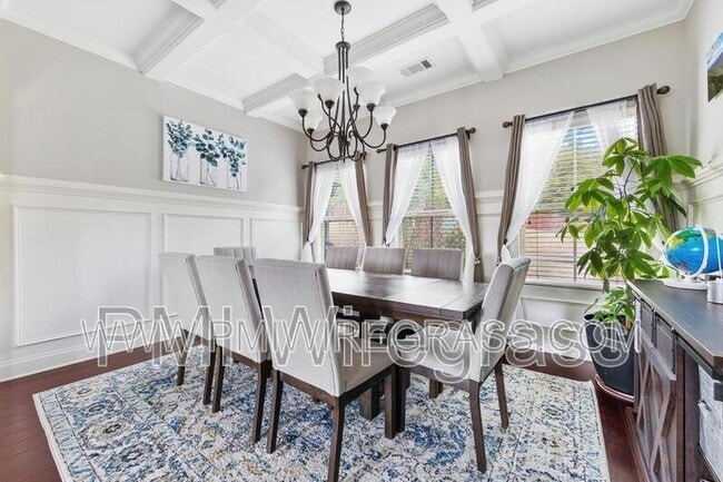 Building Photo - 87 Freedom Heights