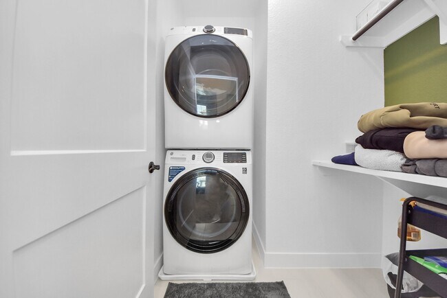 Building Photo - 21202 Fiery Skipper Dr