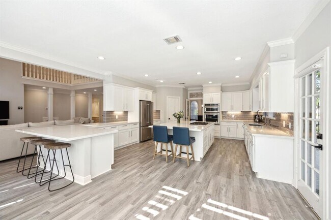 Building Photo - 1310 Kelliwood Oaks Dr