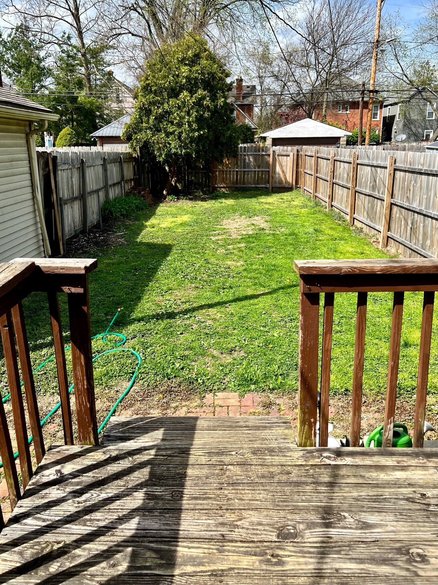 large, private outdoor space - 454 Forest St