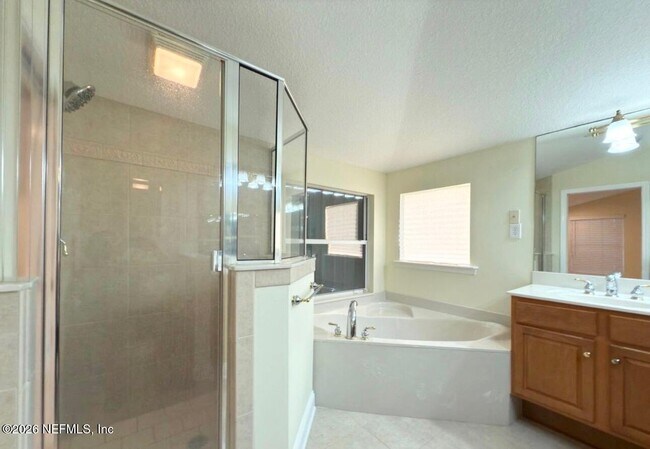 Building Photo - 692 Sand Isles Cir