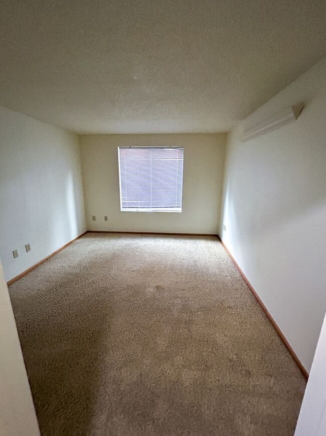 Building Photo - Renton Highlands 1 Bed 1 Bath Condo for Lease!