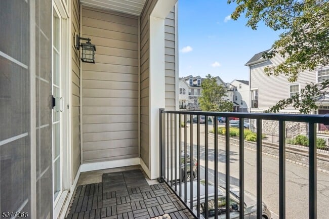 Building Photo - 107 Brittany Ct