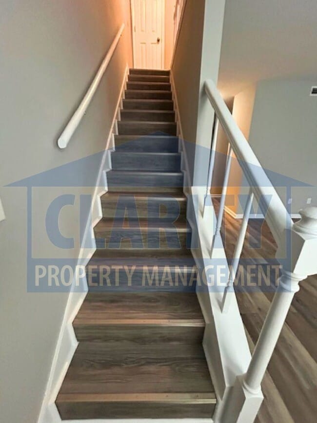 Building Photo - Two bedroom townhome in Hixson!