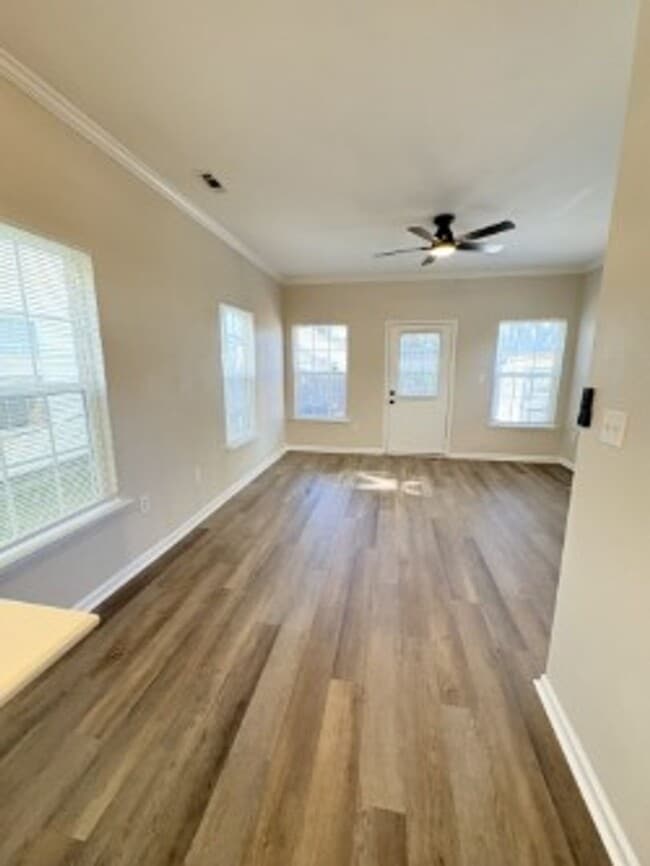 Building Photo - Washington Bourgh