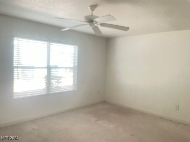 Building Photo - 5055 W Hacienda Ave