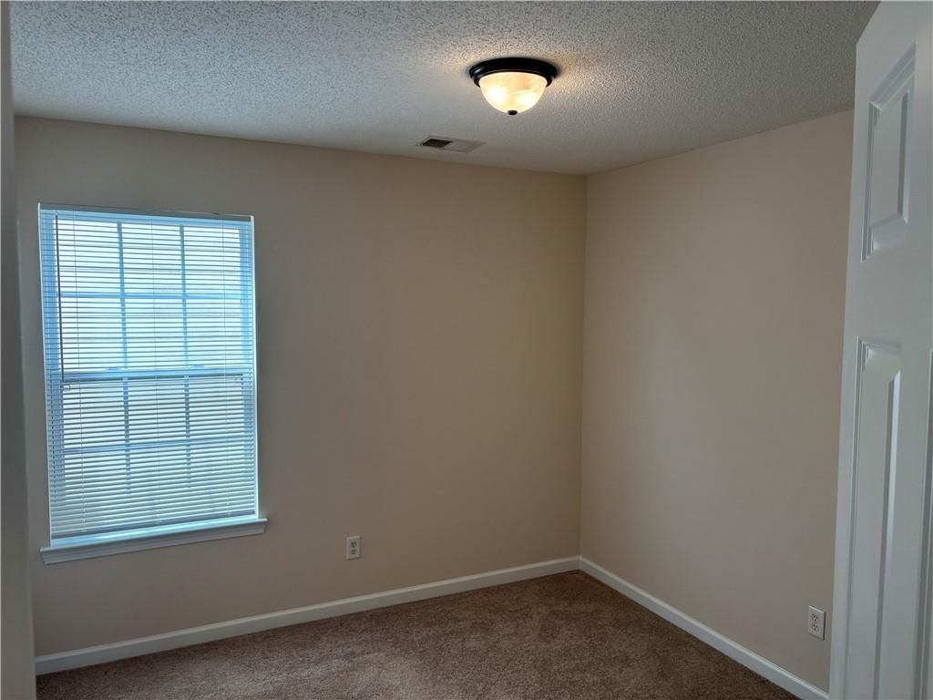 Building Photo - 13 Cottage Trce NW