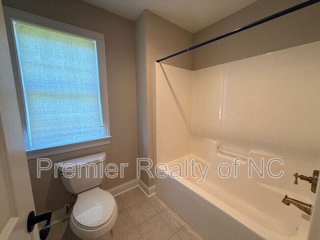 Building Photo - 1476 Neville Gardens Ln