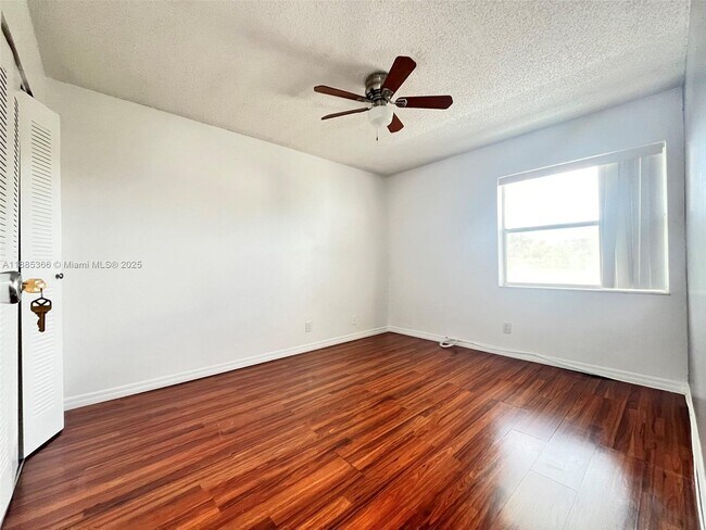 Building Photo - 8330 Sands Point Blvd