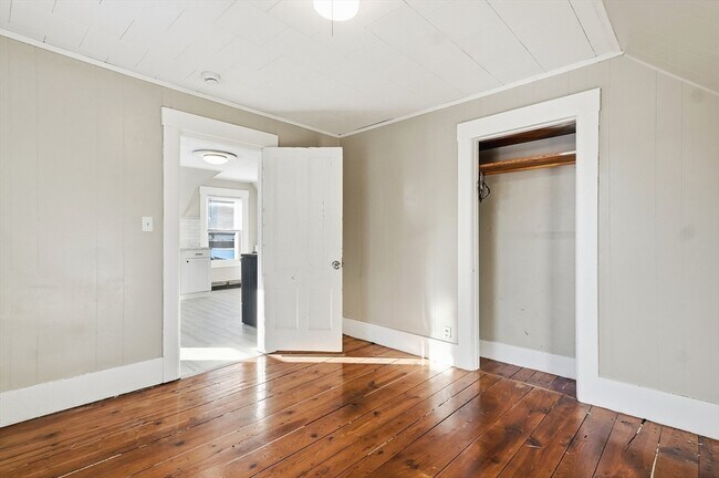 Building Photo - 29 Allen St