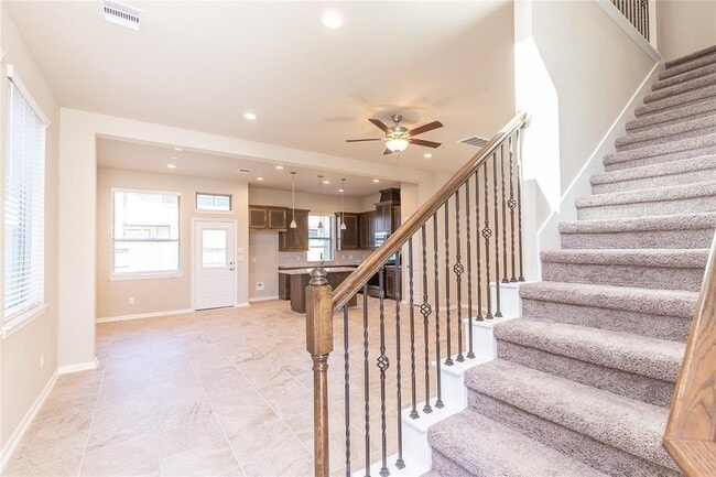 Building Photo - 5546 Sallow Bay Ln