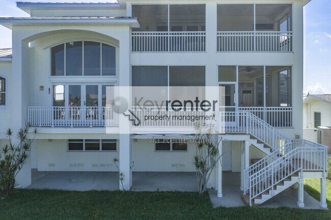 Building Photo - 540 Johns Pass Ave