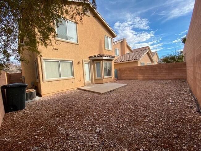 Building Photo - RENOVATED HOME IN GATED SUMMERLIN COMMUNITY!