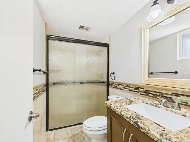 Building Photo - Desert Valley Estates Charm