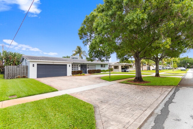 Building Photo - 5281 SW 4th Ct