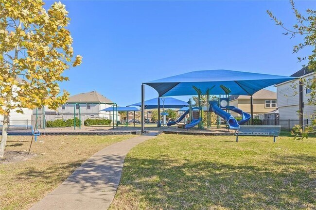 Primary Photo - 3503 Barkers Crossing Ave