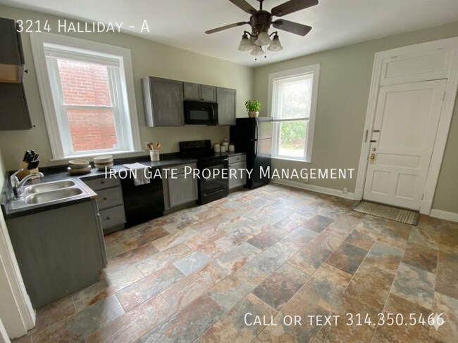 Building Photo - 3214 Halliday-A