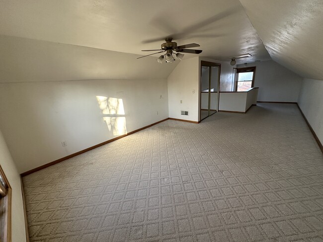 Bedroom 3 upstairs. - 2106 Arizona Ave