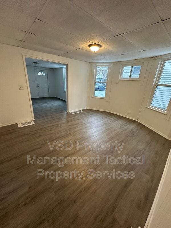 Building Photo - 2180 W 83rd St